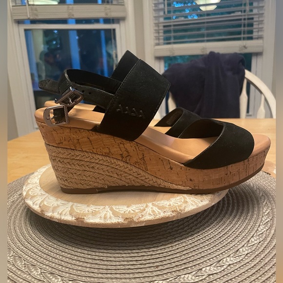 Black Ugg Wedges - Picture 2 of 9